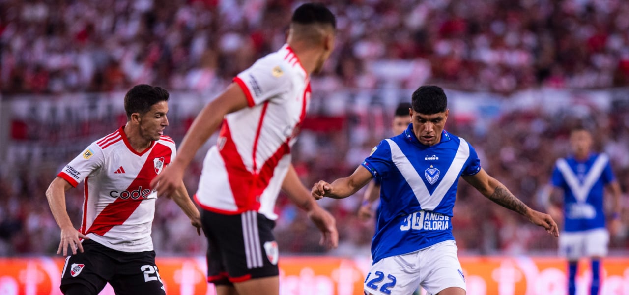 Βελέζ Σάρσφιλντ - Ρίβερ Πλέιτ