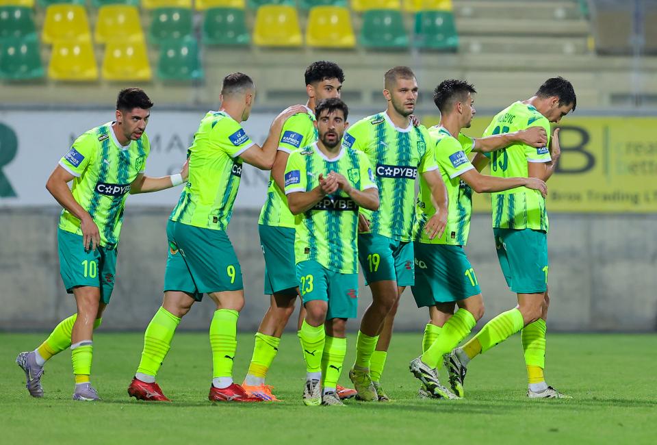 Ομόνοια Αραδίππου - ΑΕΚ Λάρνακας