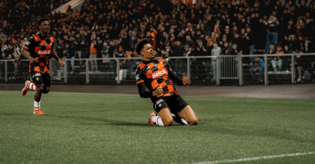 Μίνι μεν, ντέρμπι δε