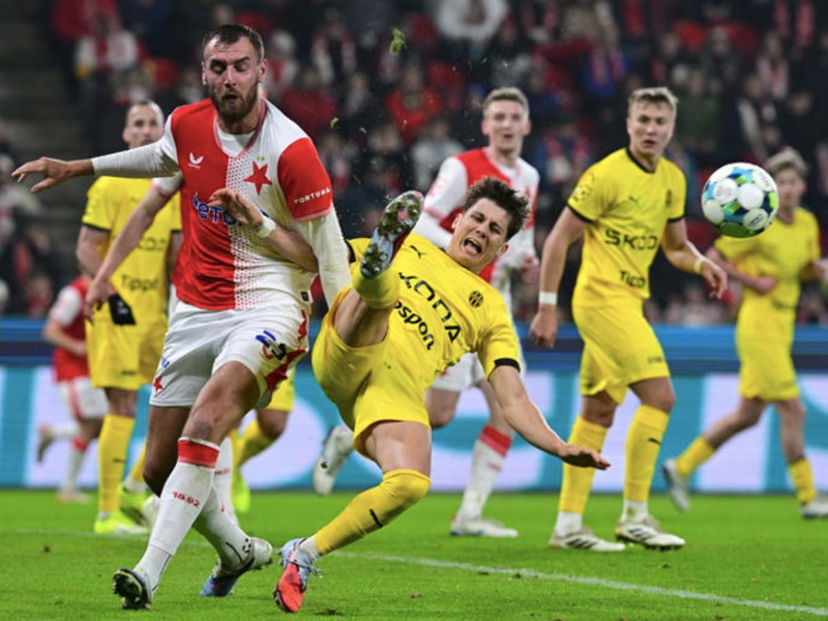 Μλάντα Μπόλεσλαβ - Τέπλιτσε