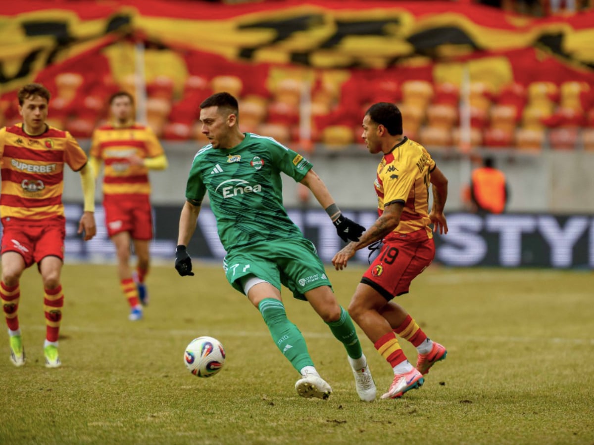 Νιετσέτσα - Ραντόμιακ Ράντομ