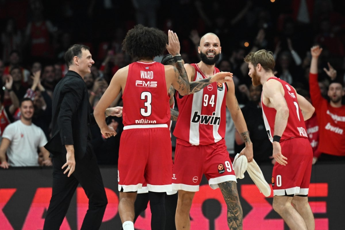 Επιστρέφει στα φυσιολογικά του στάνταρ