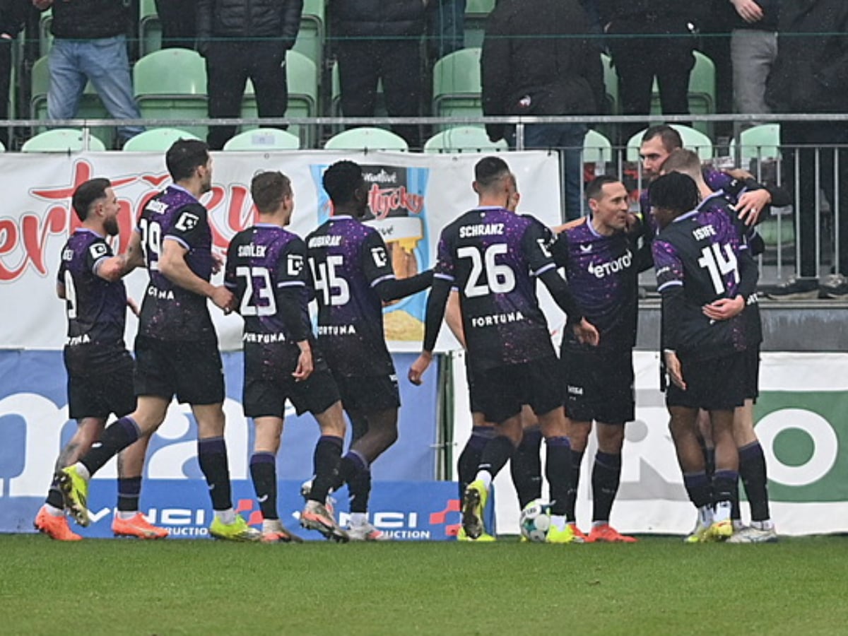 Σλάβια Πράγας - Σλόβαν Λίμπερετς