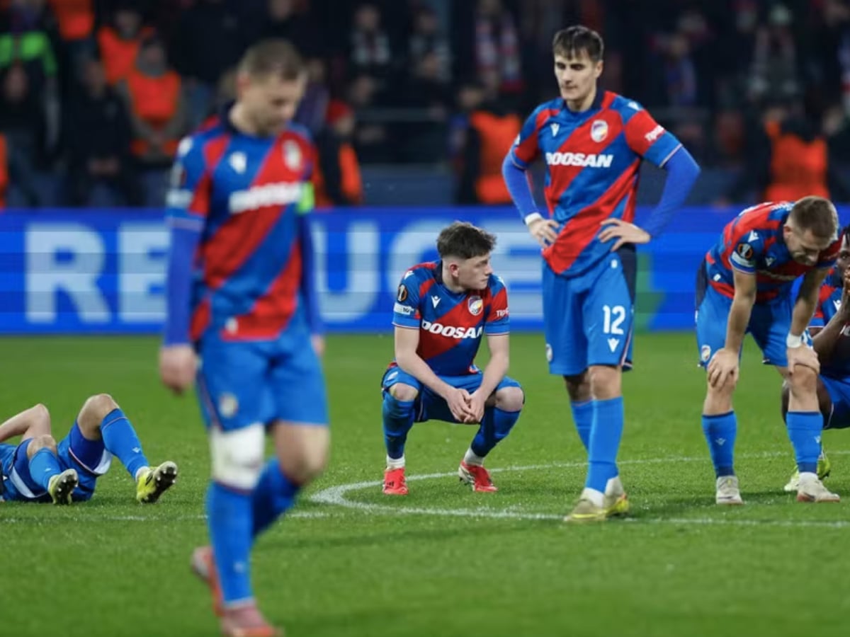 Ζλιν - Βικτόρια Πλζεν