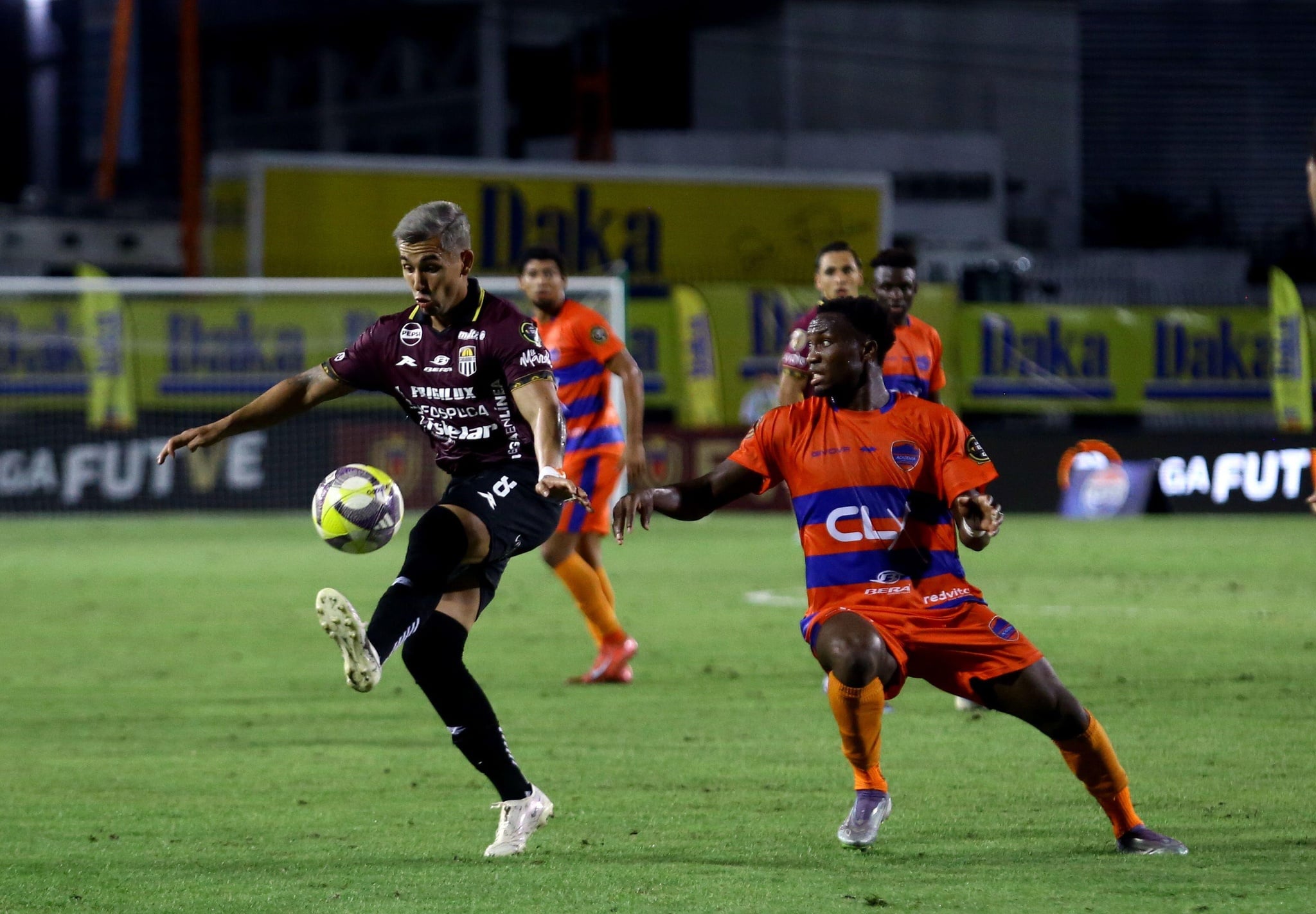 Πουέρτο Καμπέγιο - Μονάγκας