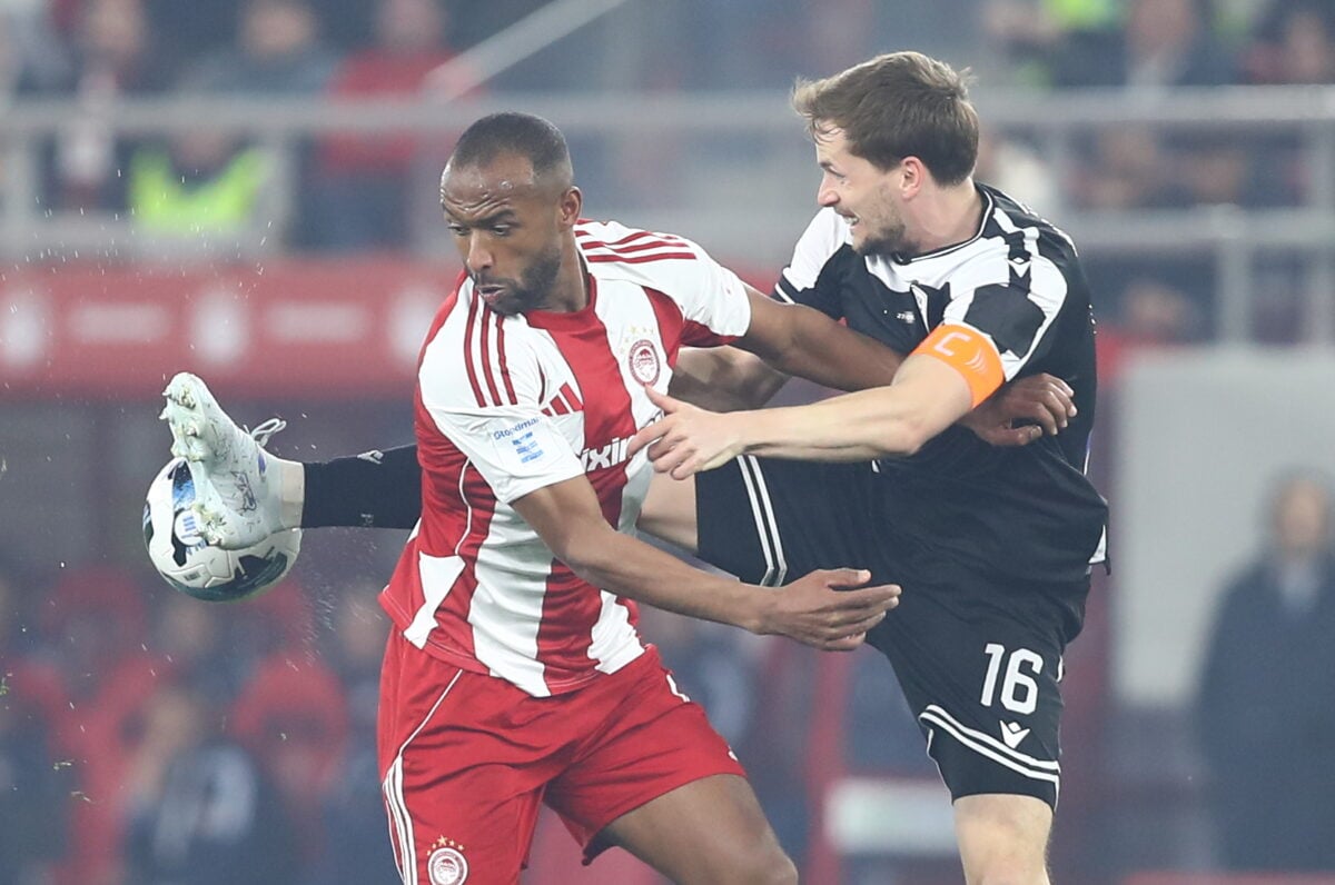 H τελευταία στροφή της Super League με ειδικά στοιχήματα!