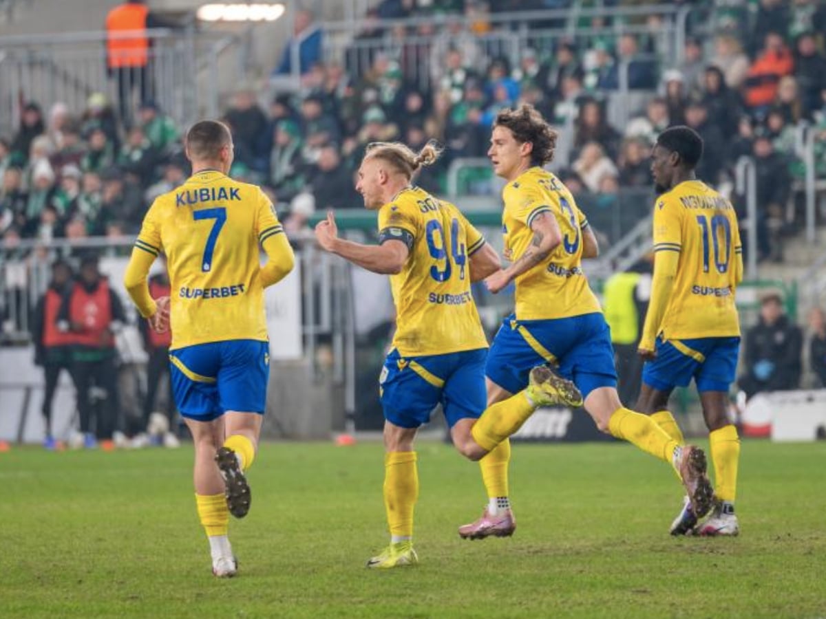 Άρκα Γκντίνια - Βίτζεβ Λοτζ