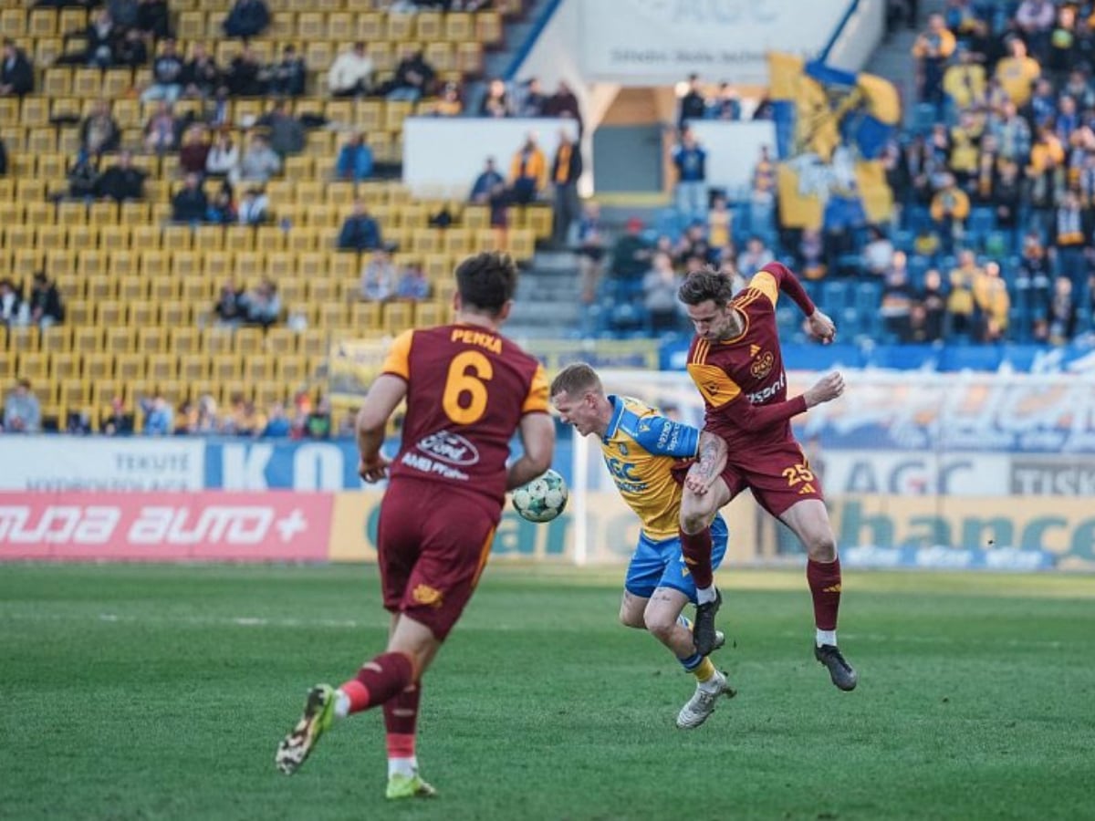 Ντούκλα Πράγας - Γιάμπλονετς