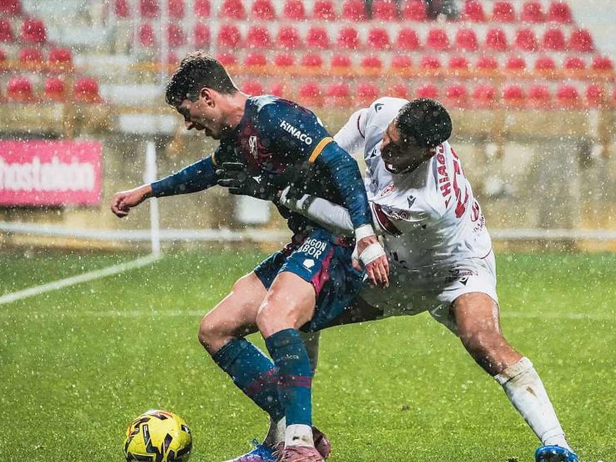 Ουέσκα - Λεονέσα