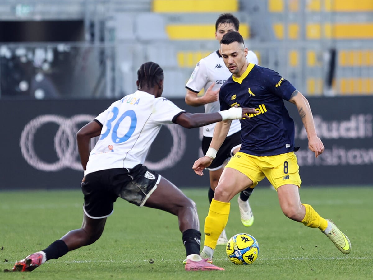 montena-spetsia-130326