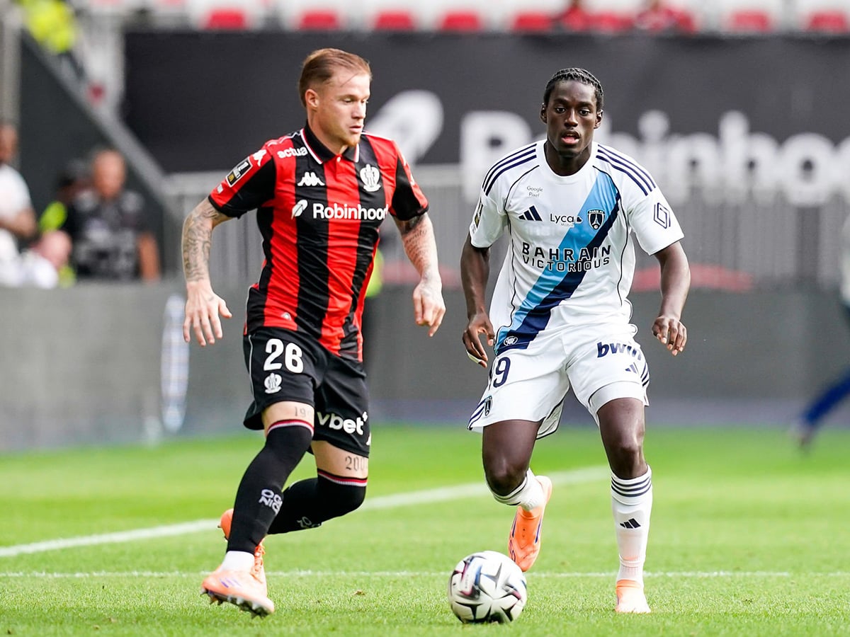 Παρί FC - Νις