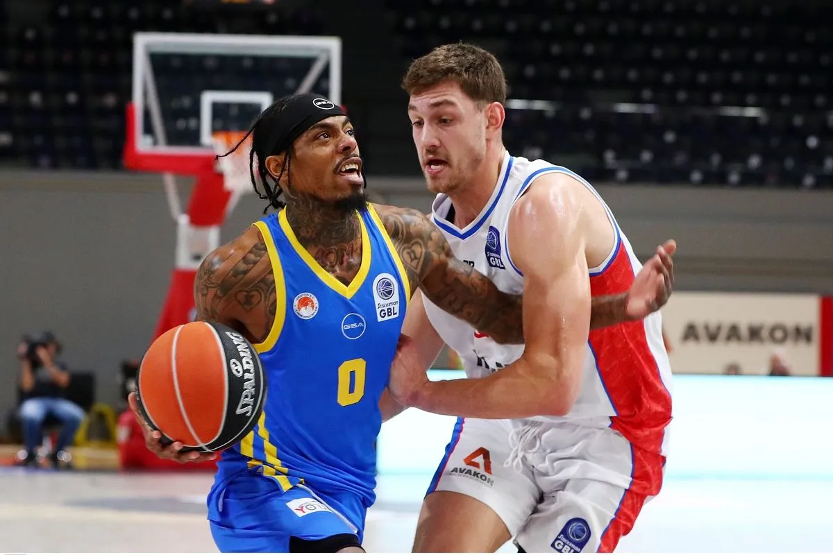 Ματσάρα στα δυτικά προάστια!