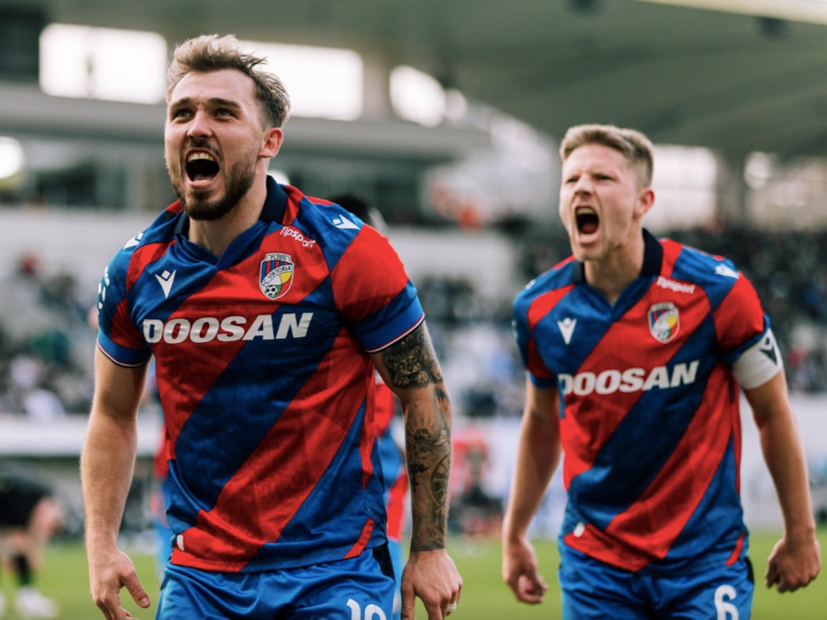 Βικτόρια Πλζεν - Μποχέμιανς 1905