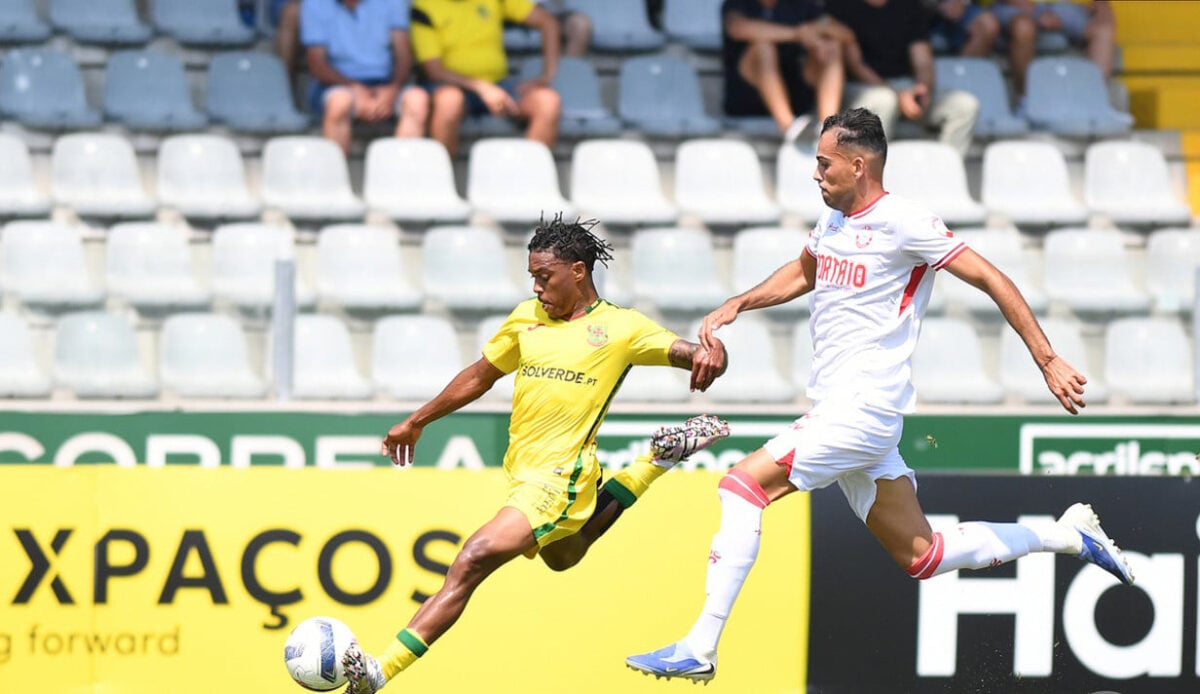 Το «ουδέτερο» ενισχύει την παράδοση