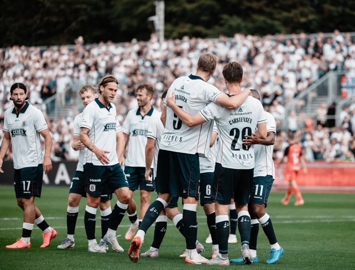 Νόρντζελαντ - Άαρχους