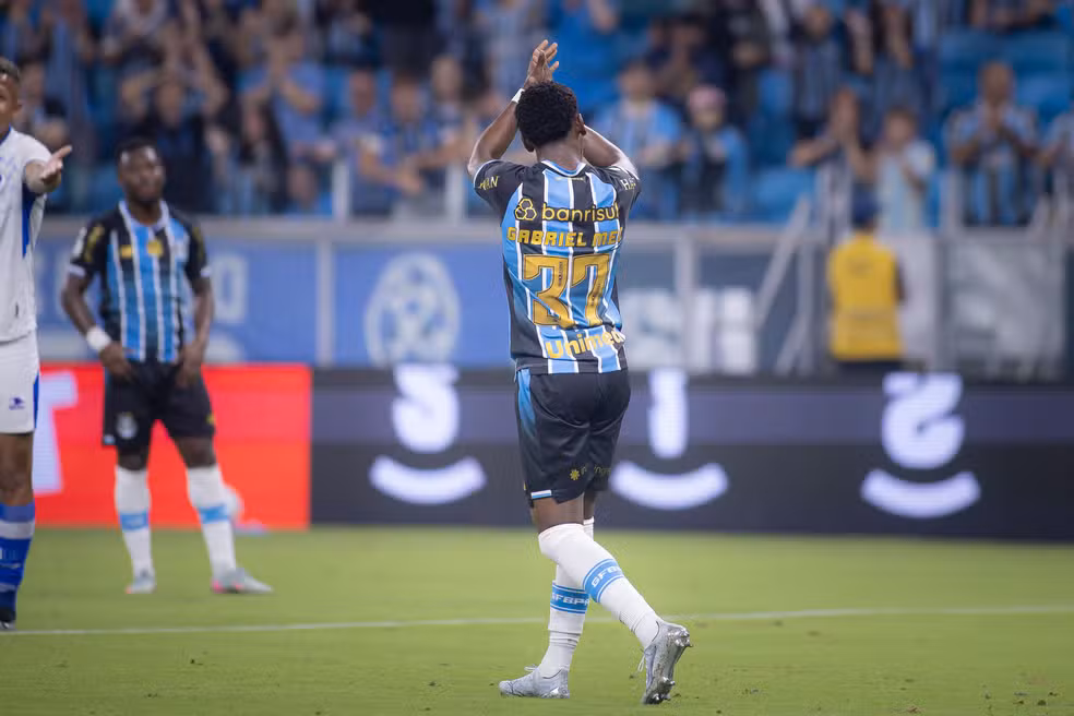 Γκρέμιο - Κοριτίμπα