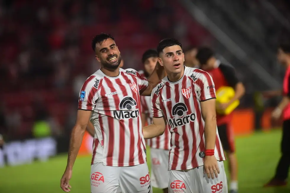 Ινστιτούτο - Εστουδιάντες