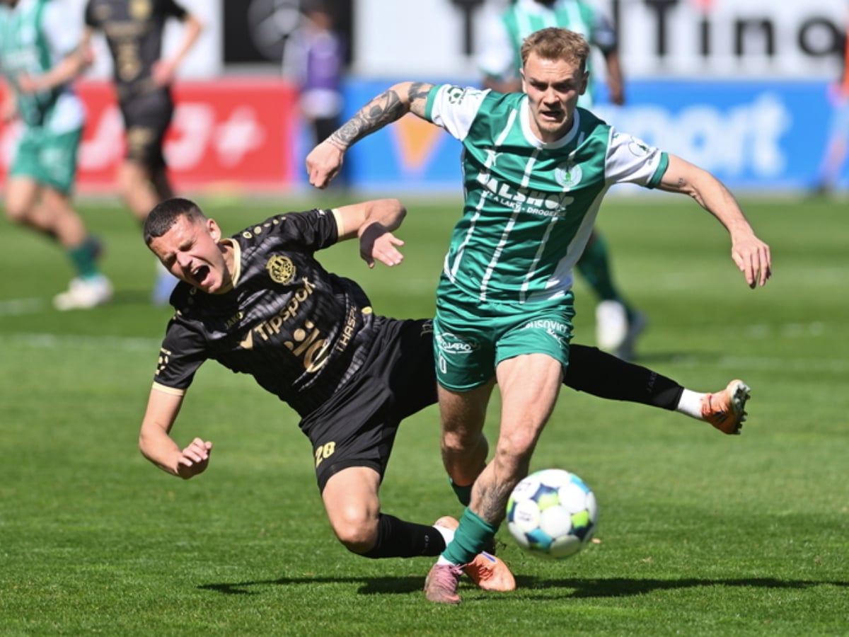 Μποχέμιανς 1905 - Ζλιν