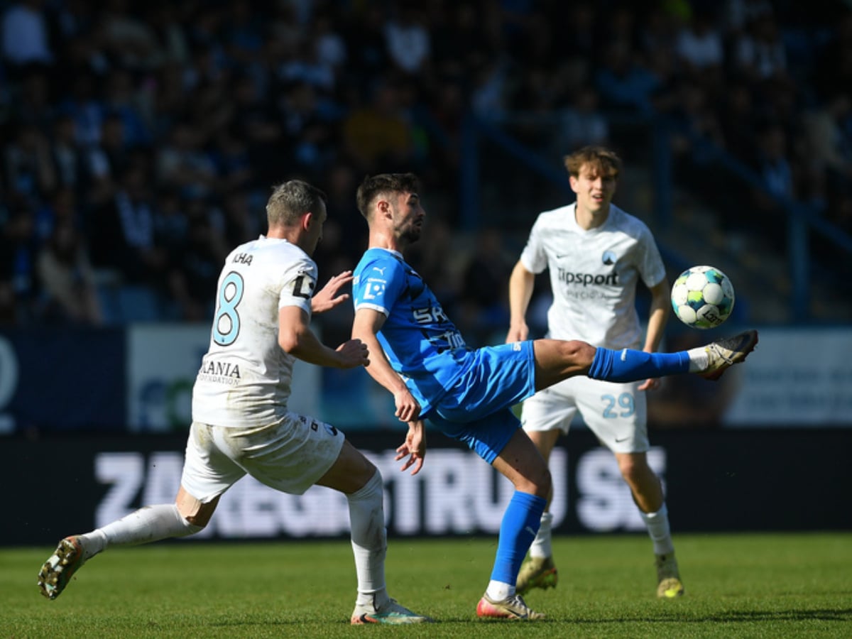 Γιάμπλονετς - Σλόβαν Λίμπερετς