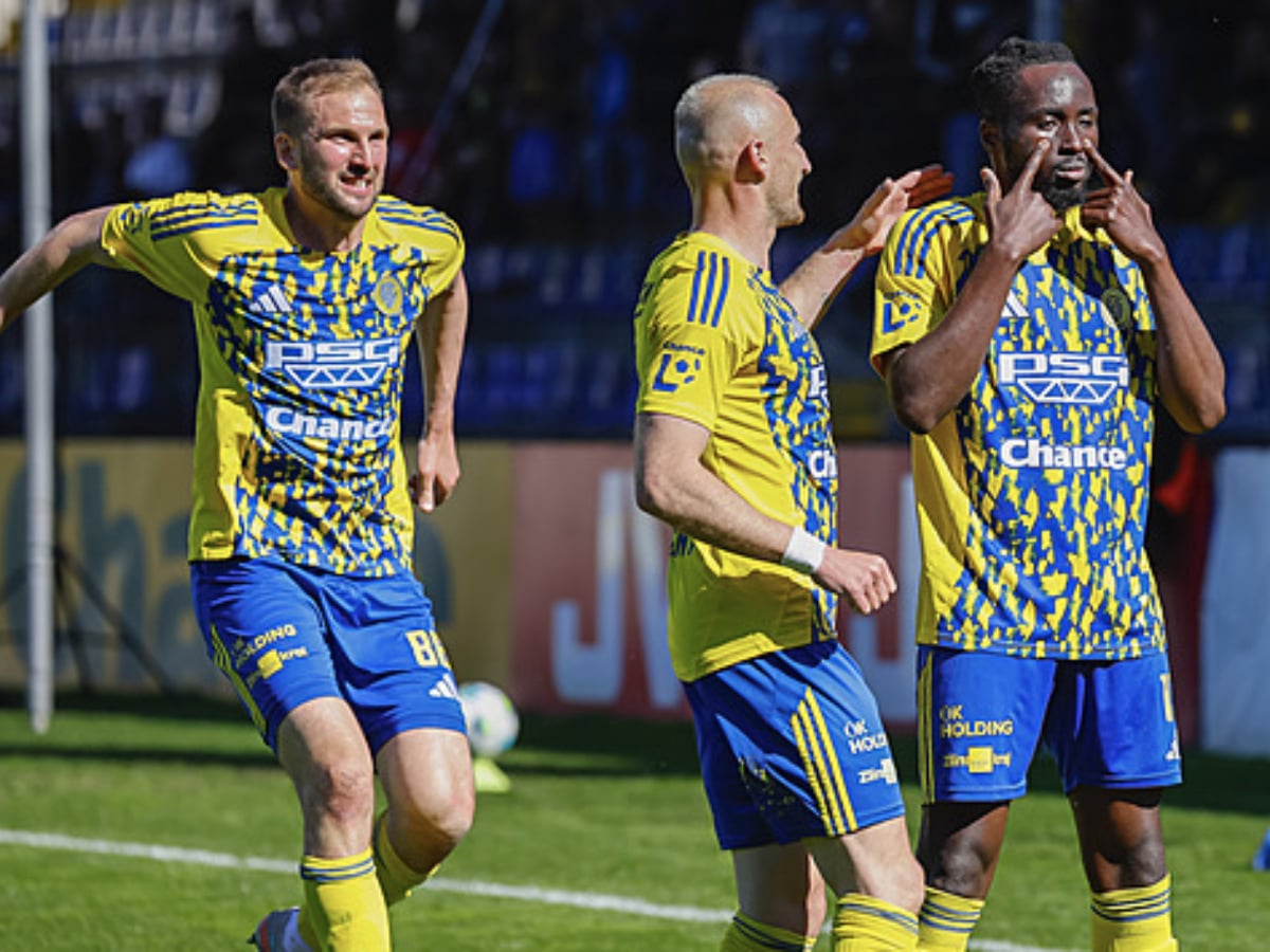 Παρντουμπίτσε - Ζλιν