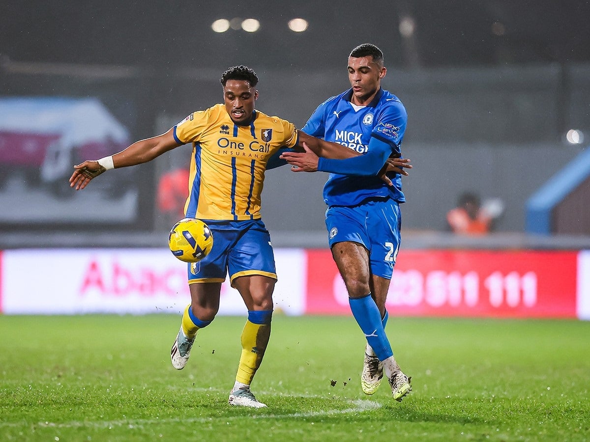 Πίτερμπρο - Μάνσφιλντ