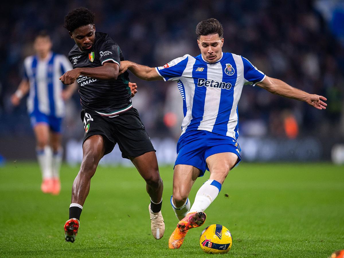 Εστρέλα Αμαδόρα - Πόρτο