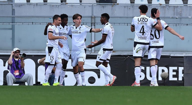 AVS - Γκιμαράες