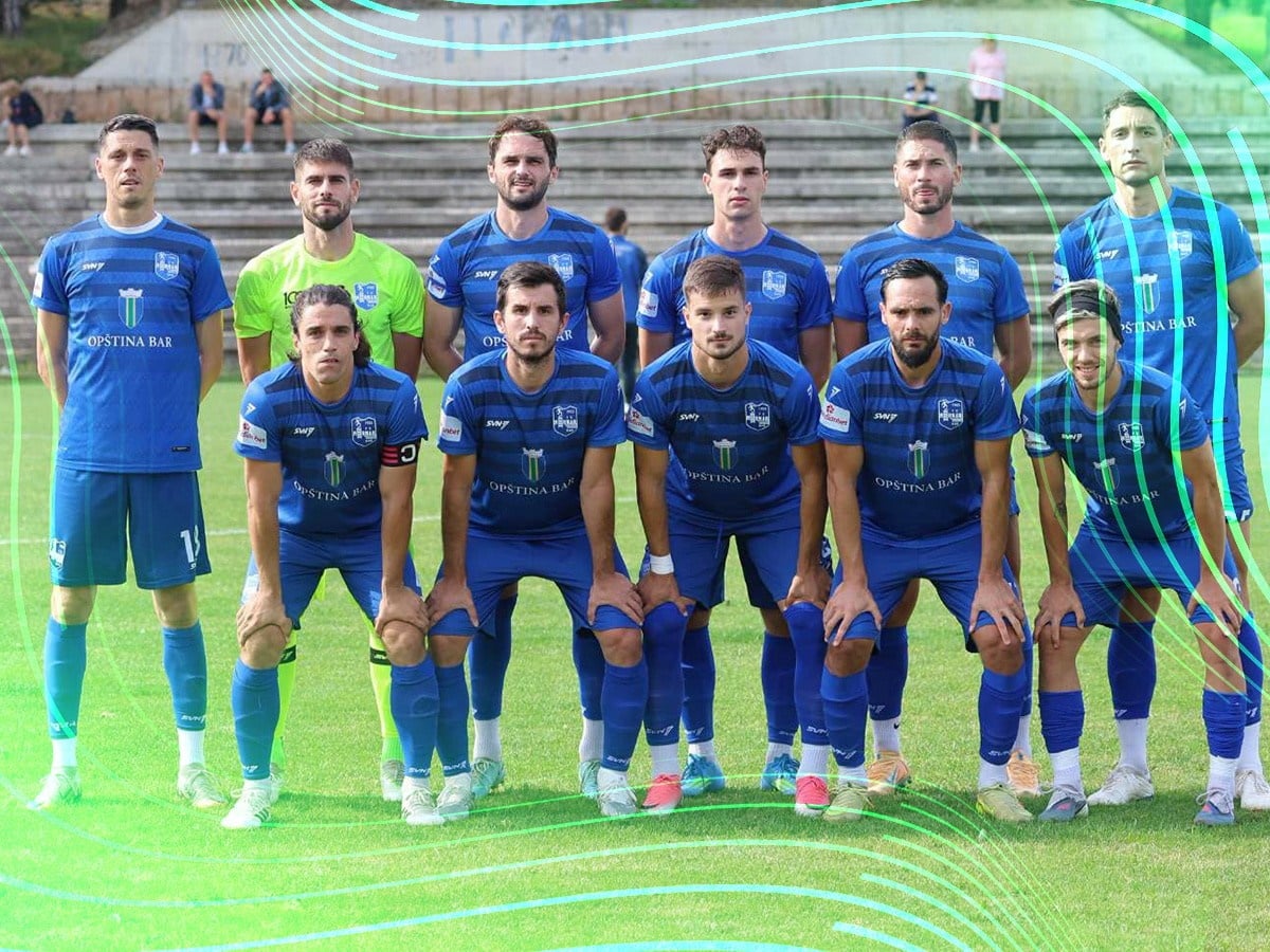 Μόρναρ - Αθλέτικ Κλαμπ Εσκάλντες