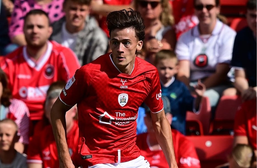 Μπάρνσλεϊ - Κρου Αλεξάντρα