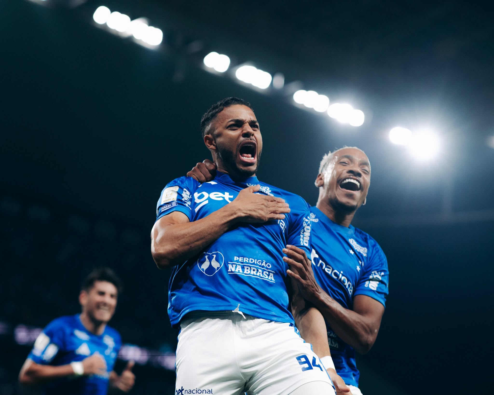 kroyzeiro-remo-241026